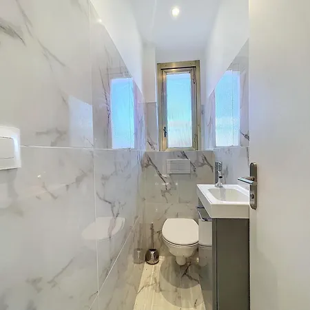 Nestor&jeeves - Oiseau Bleu - 4 Bedrooms-terrace Apartament *